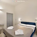 La Maison Des Etoiles, Terre Marine لا سبيتسْيا